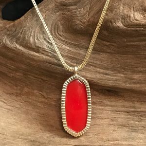Kendra Scott necklace